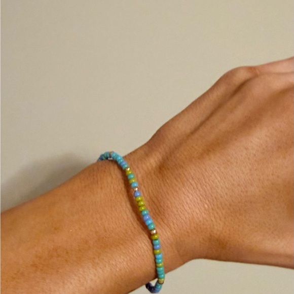 Beaded Blondes Blues & Green Bracelet - Picture 4 of 4